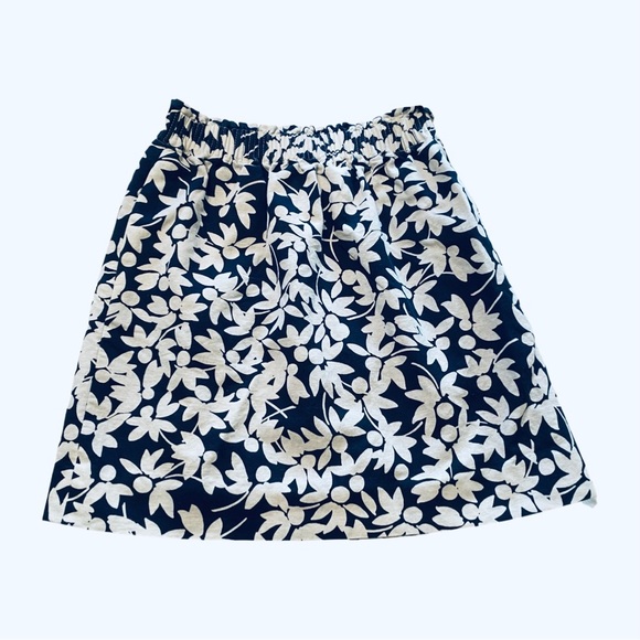 J. Crew Dresses & Skirts - J Crew Linen Elastic Waist Mini Skirt Lined Navy And Cream Size 0